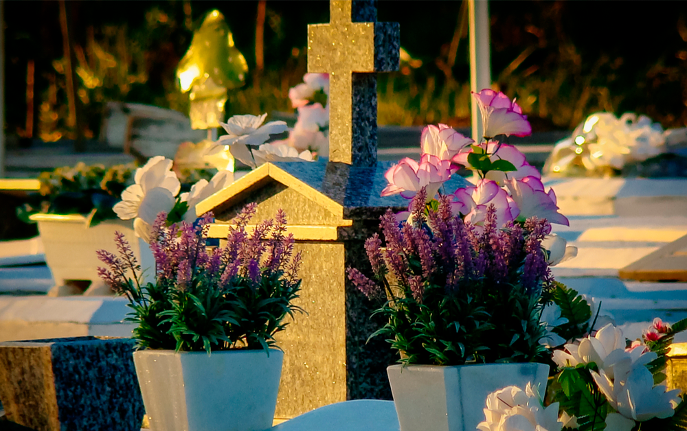 Exumação de um corpo: o que é e para que serve? | Terra Santa